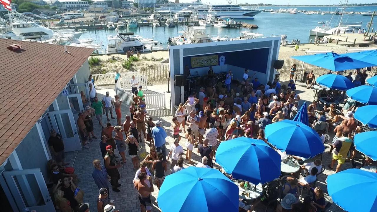 Ballard'S Beach Resort New Shoreham Exterior foto